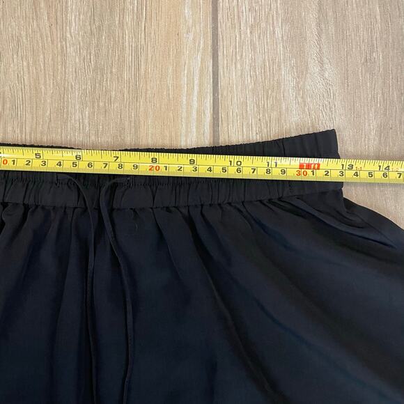 LOFT Black A-Line Skirt XS Satin Feel Polyester Midi Skirt Minimalist Preowned - Picture 6 of 7